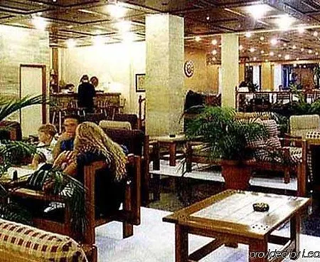 Antonios 4*