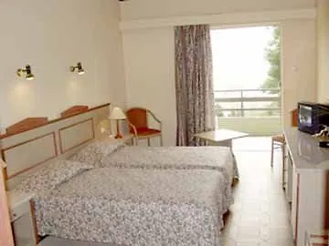 Antonios Hotel 4*