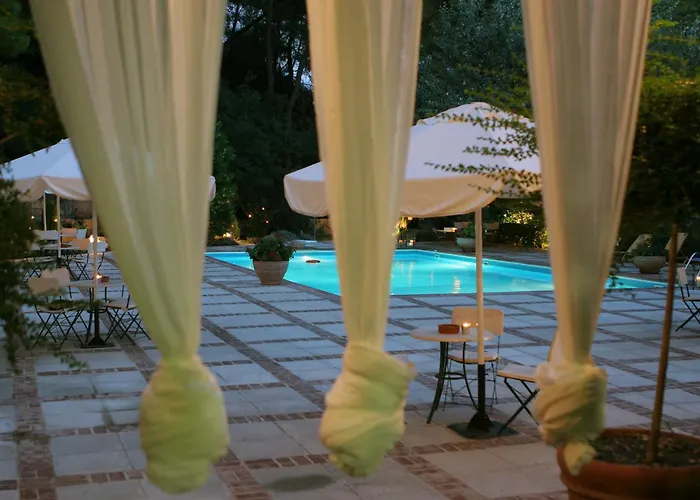 מלון Antonios 4*